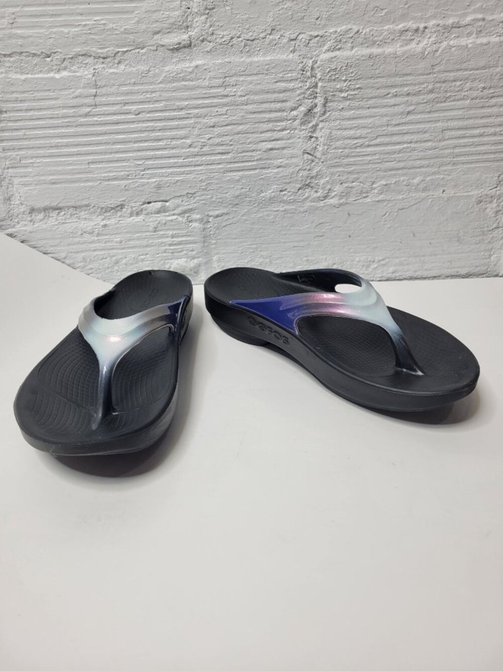 Oofos Women's Size 8 Oolala Luxe Sandals Flip Flops